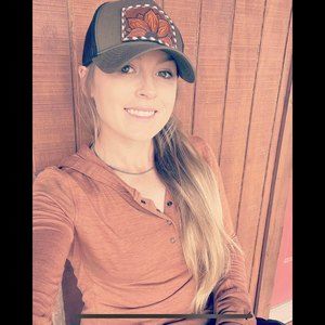 Meet your Posher, Natalie